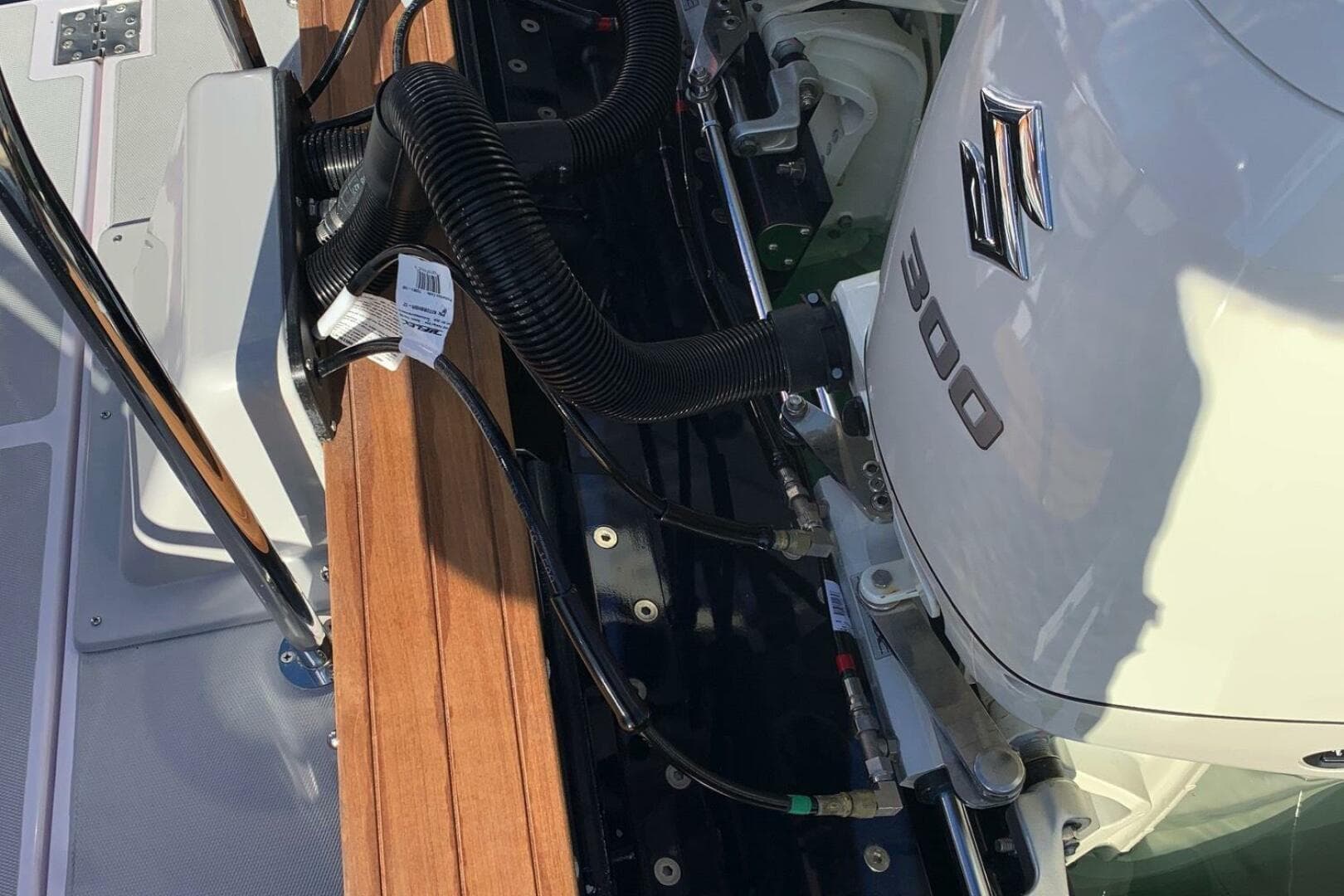 2020 True North 34 Outboard — photo 5