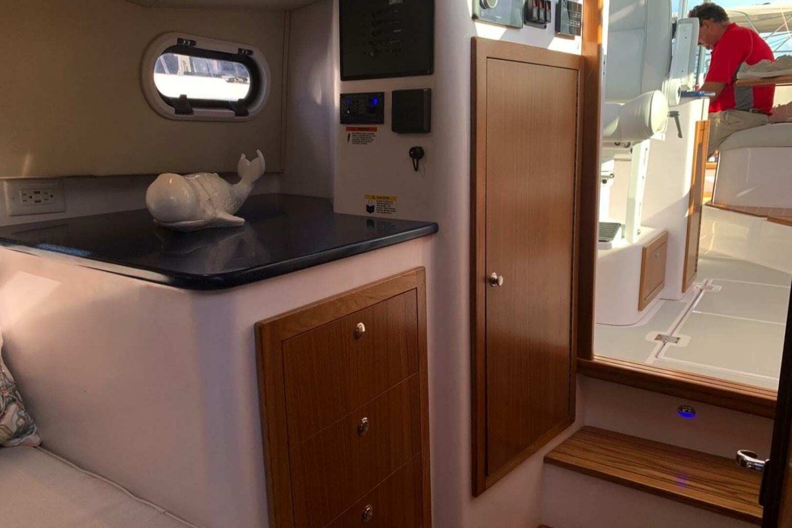 2020 True North 34 Outboard — photo 22