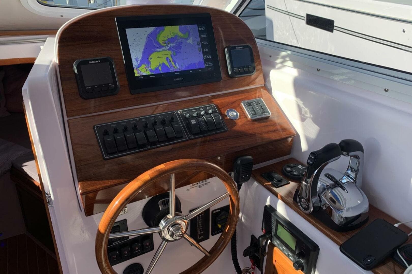 2020 True North 34 Outboard — photo 15