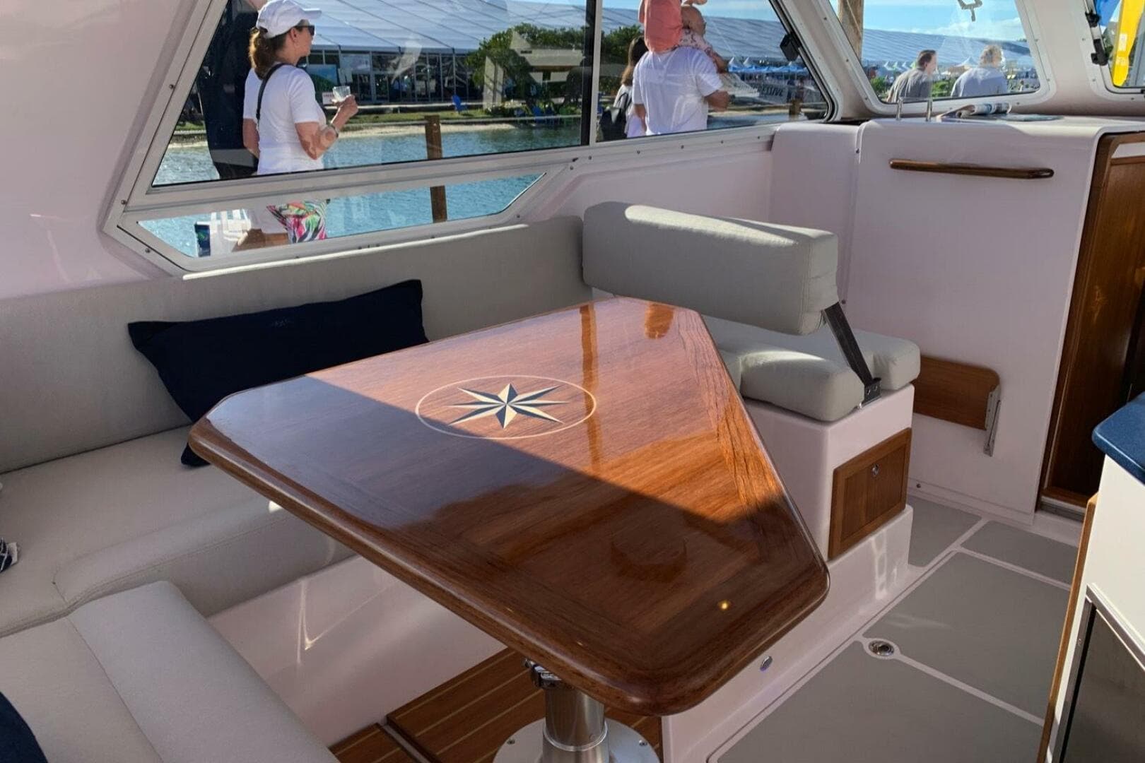 2020 True North 34 Outboard — photo 12