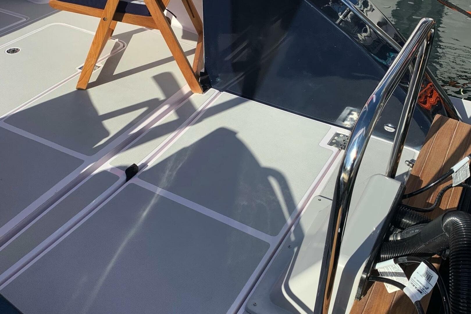 2020 True North 34 Outboard — photo 6