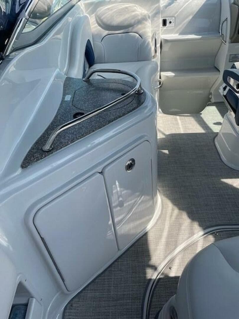 2023 Crownline — photo 32