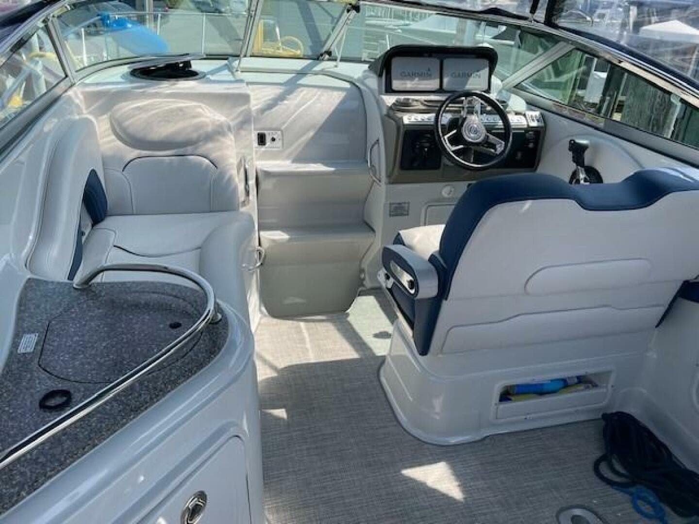 2023 Crownline — photo 34