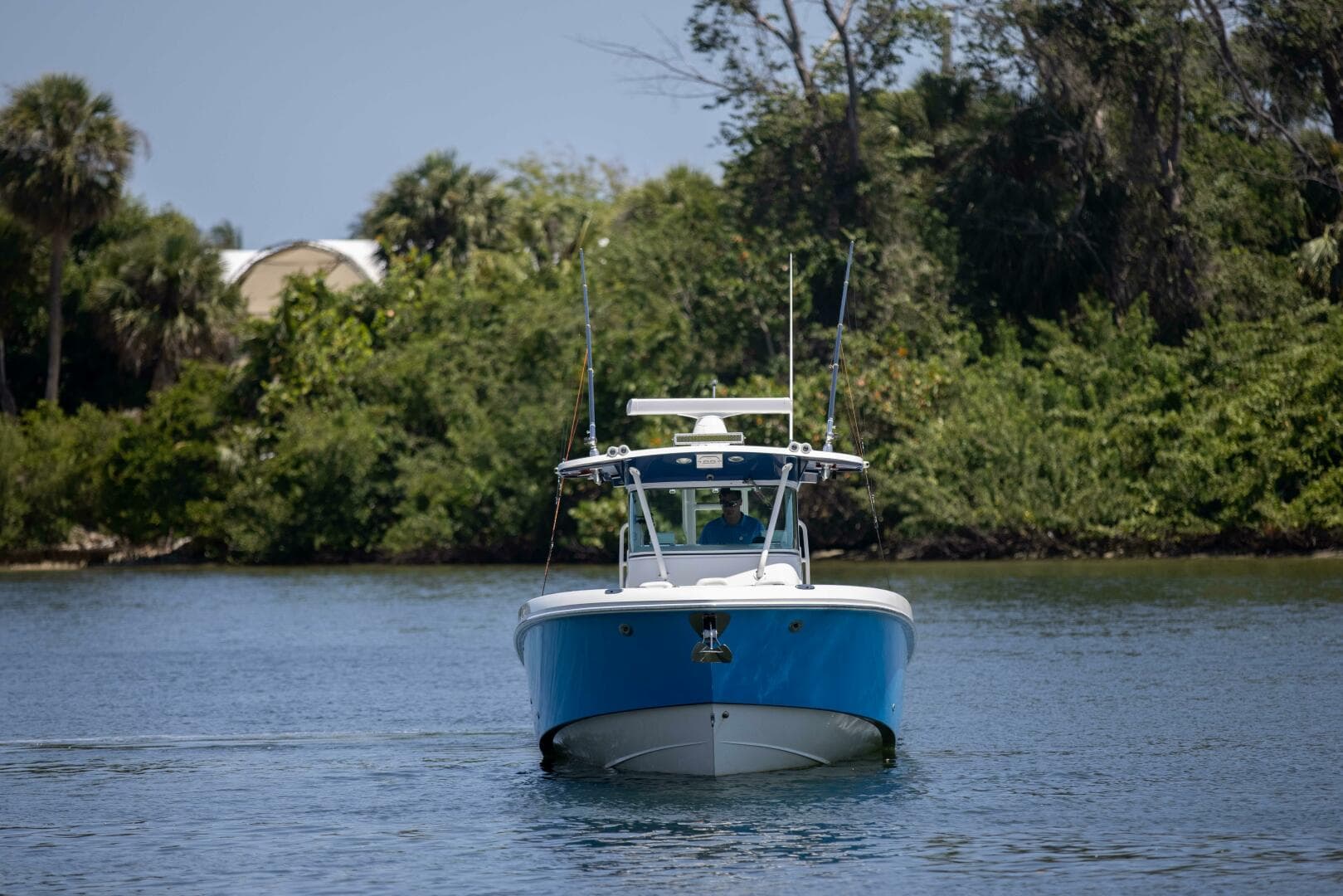 2009 Everglades 350 CC — photo 40