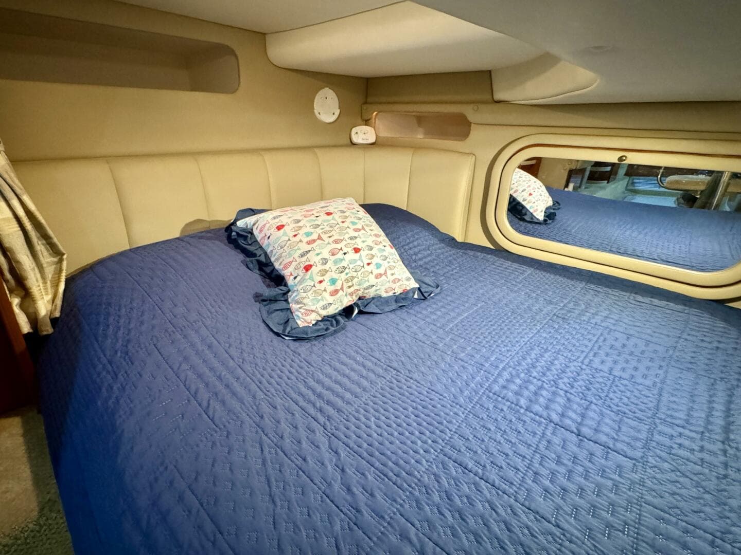 2004 Rinker 342 Fiesta Vee — photo 62