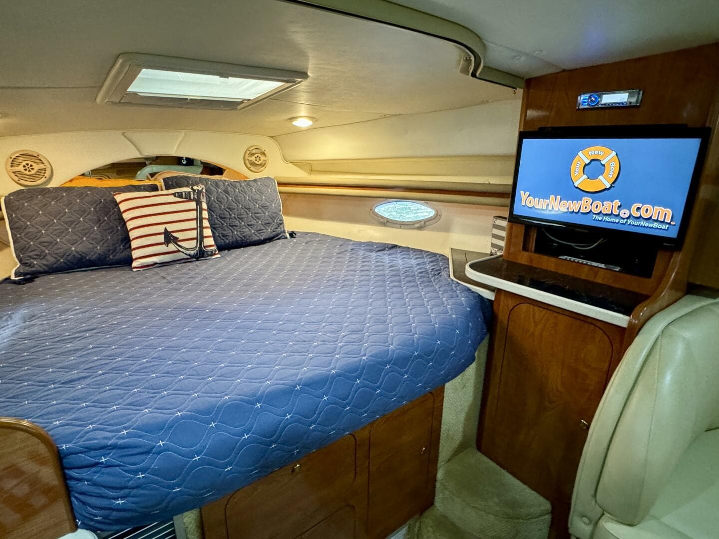 2004 Rinker 342 Fiesta Vee — photo 55