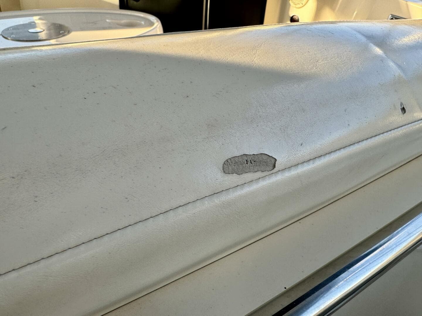 2004 Rinker 342 Fiesta Vee — photo 193