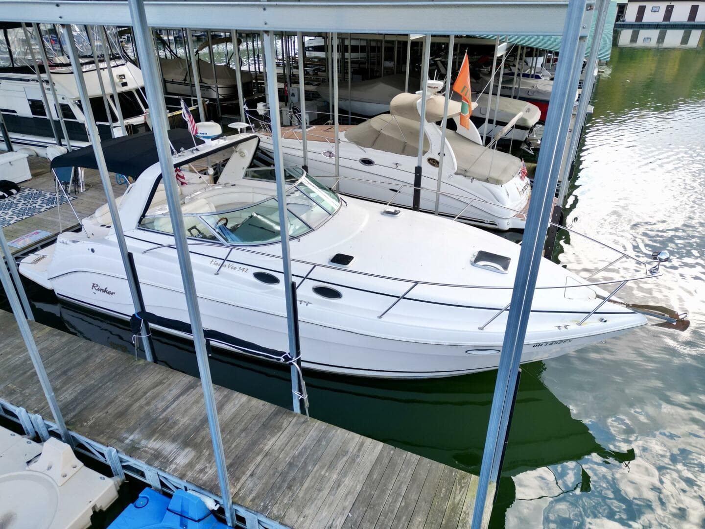 2004 Rinker 342 Fiesta Vee — photo 3