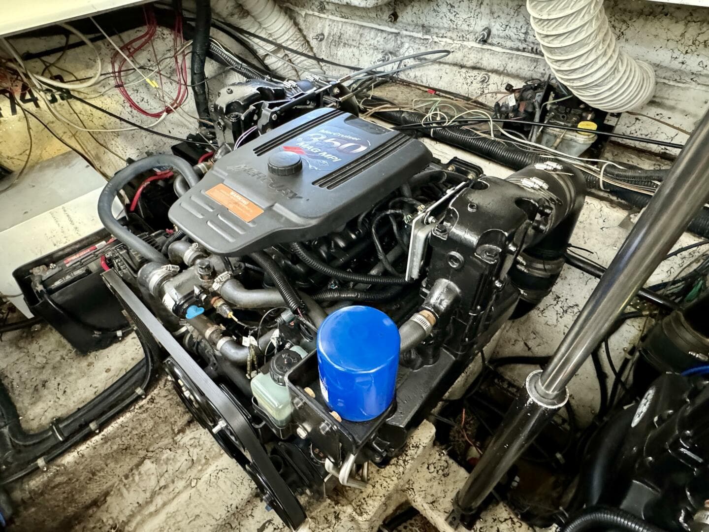 2004 Rinker 342 Fiesta Vee — photo 85