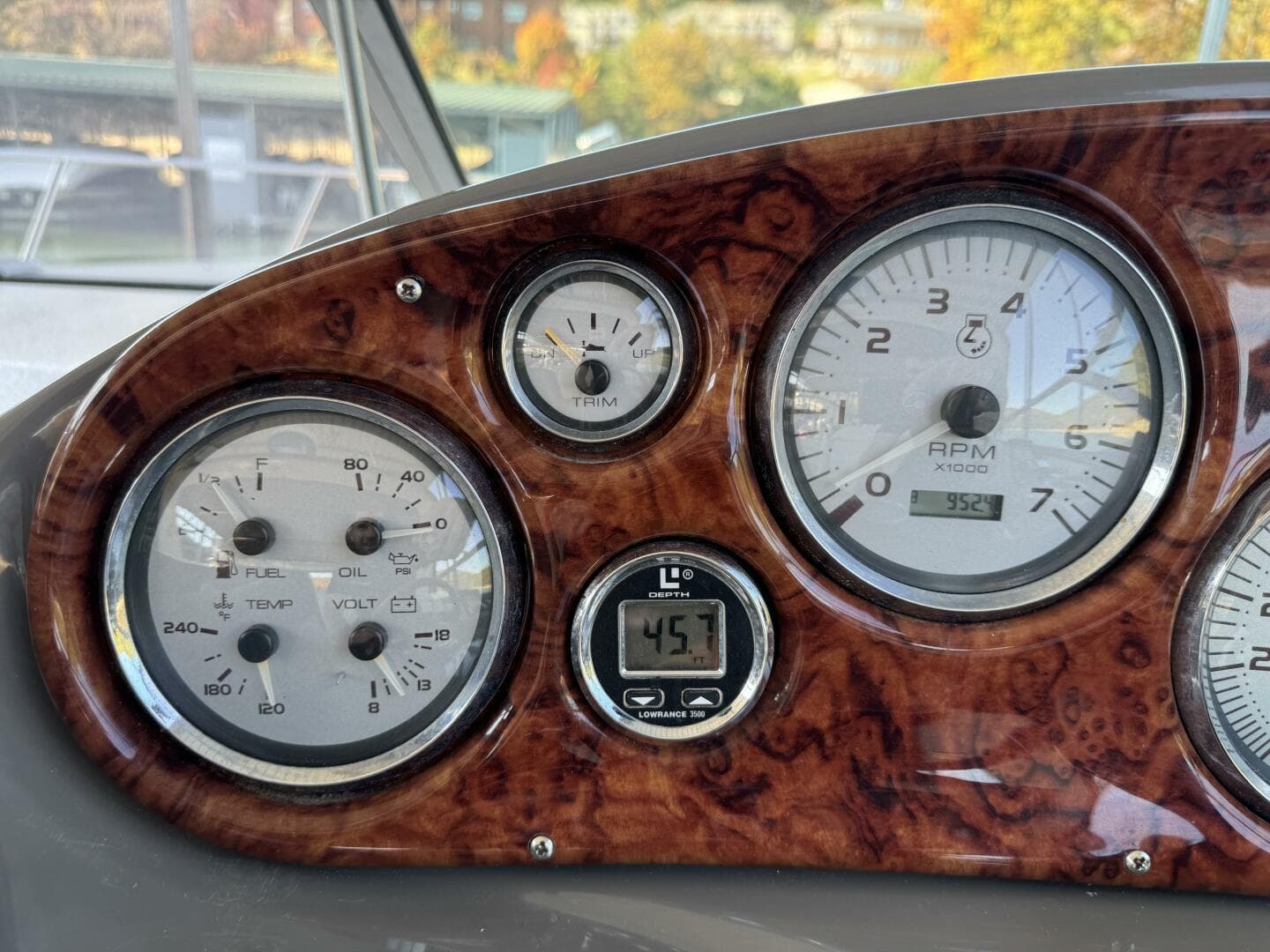 2004 Rinker 342 Fiesta Vee — photo 29