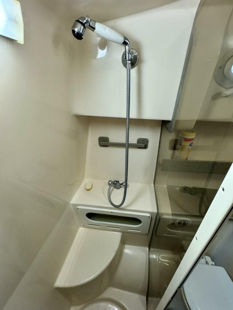 2004 Rinker 342 Fiesta Vee — photo 72