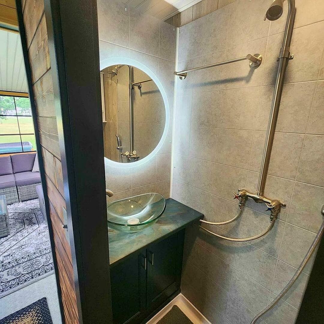 2023 Custom 25 Hadlee Houseboat — photo 18