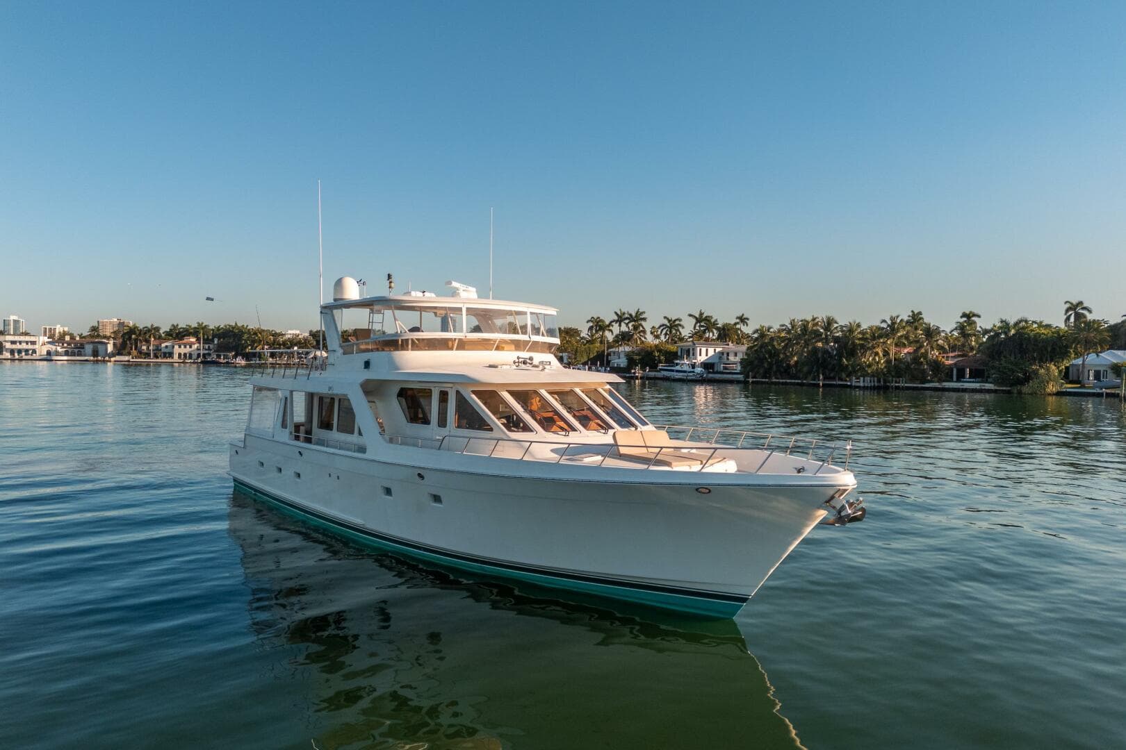 2006 Offshore Yachts 72 Pilothouse — photo 4