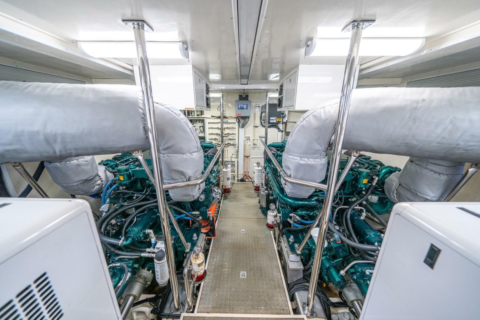 2006 Offshore Yachts 72 Pilothouse — photo 68