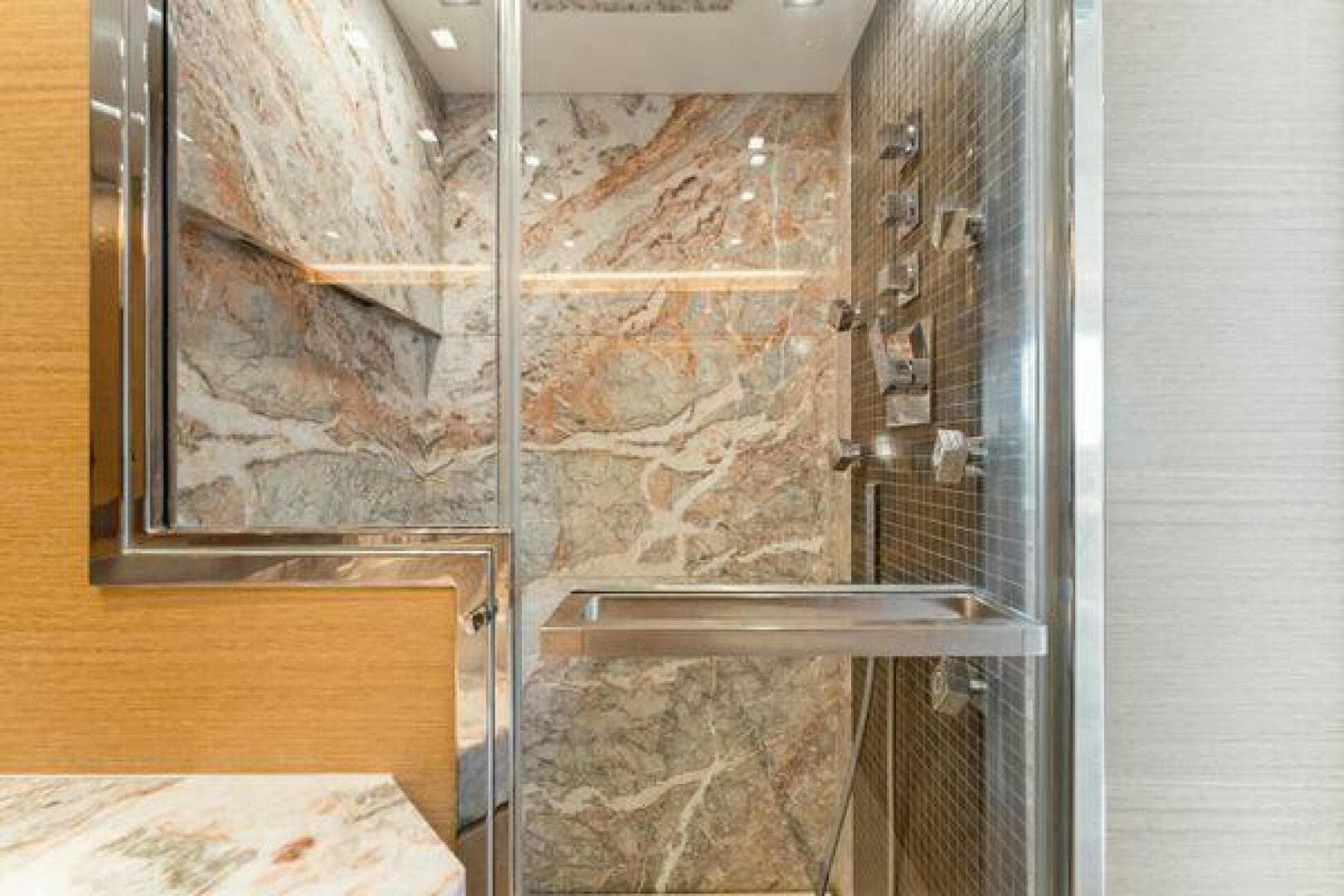 2018 Monte Carlo Yachts 70 — photo 75