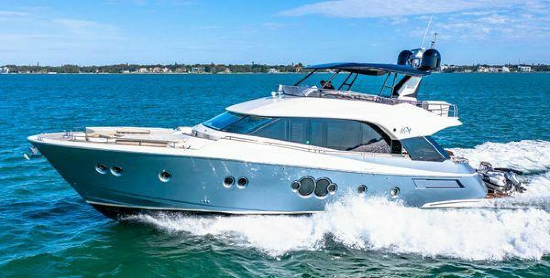 2018 Monte Carlo Yachts 70 — photo 22