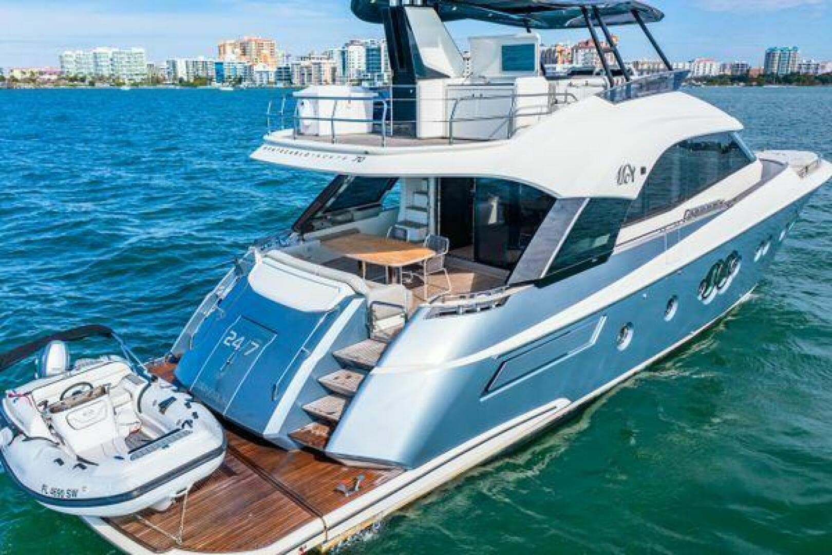 2018 Monte Carlo Yachts 70 — photo 4