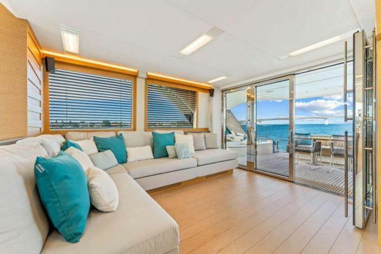 2018 Monte Carlo Yachts 70 — photo 58