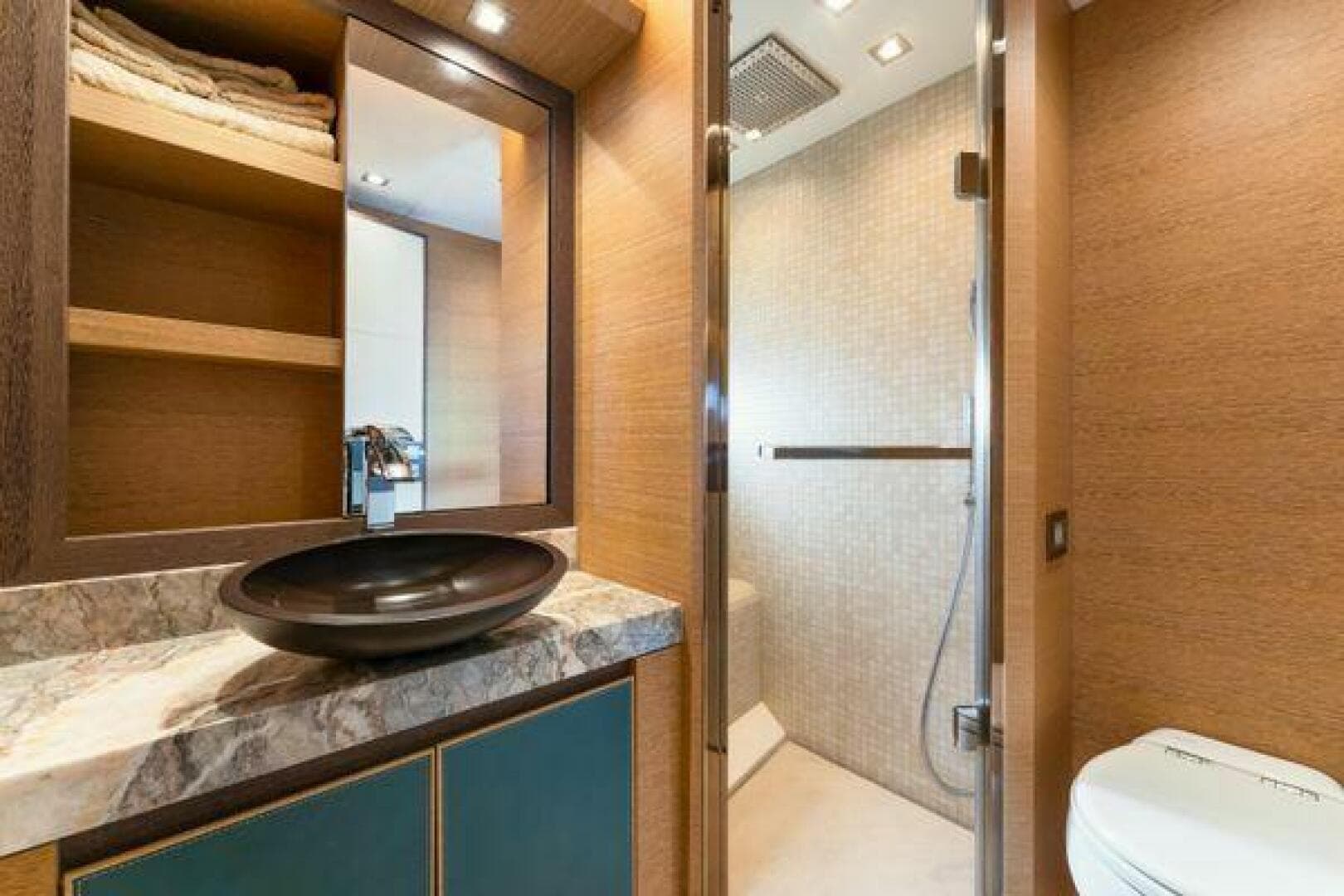 2018 Monte Carlo Yachts 70 — photo 68