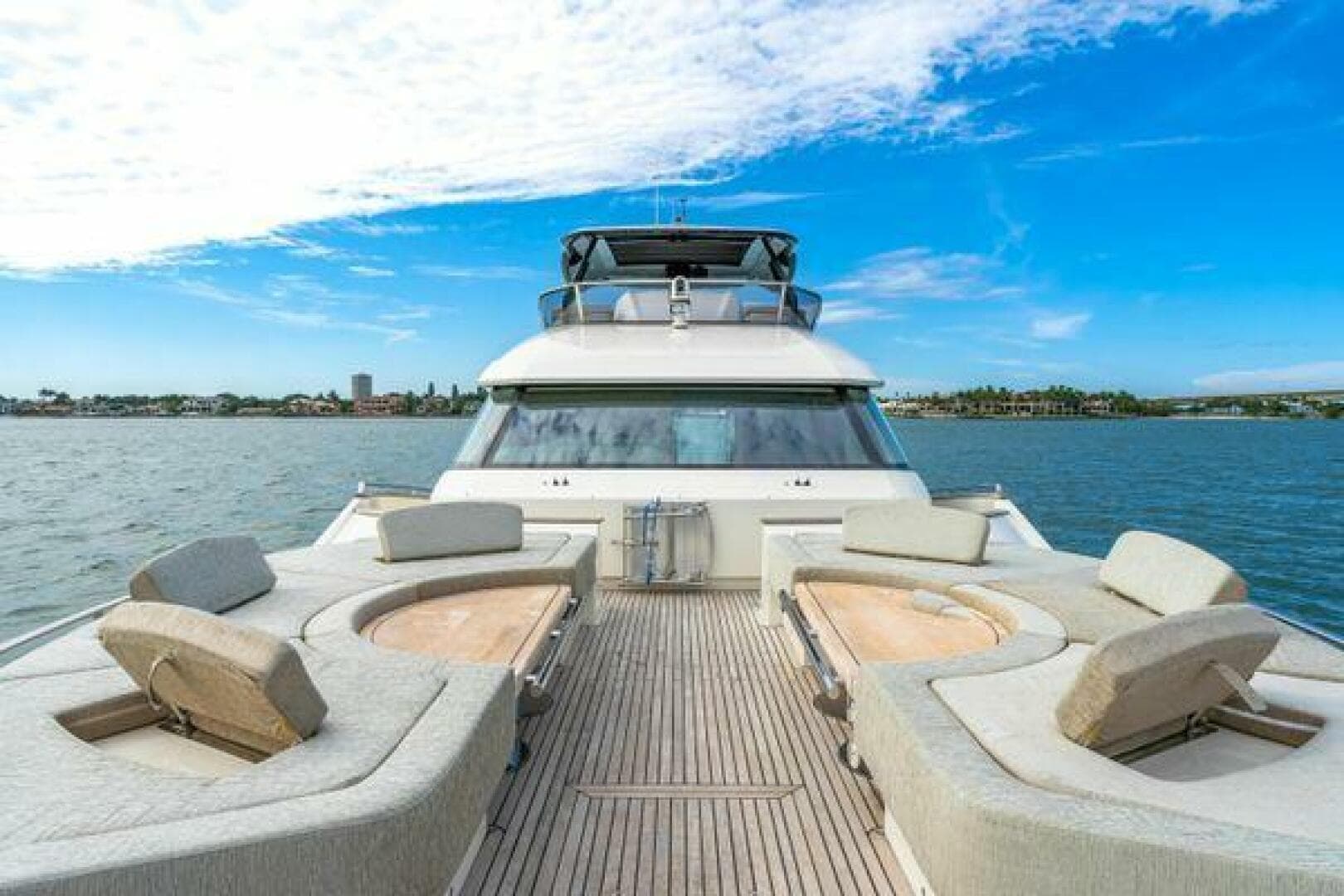 2018 Monte Carlo Yachts 70 — photo 39