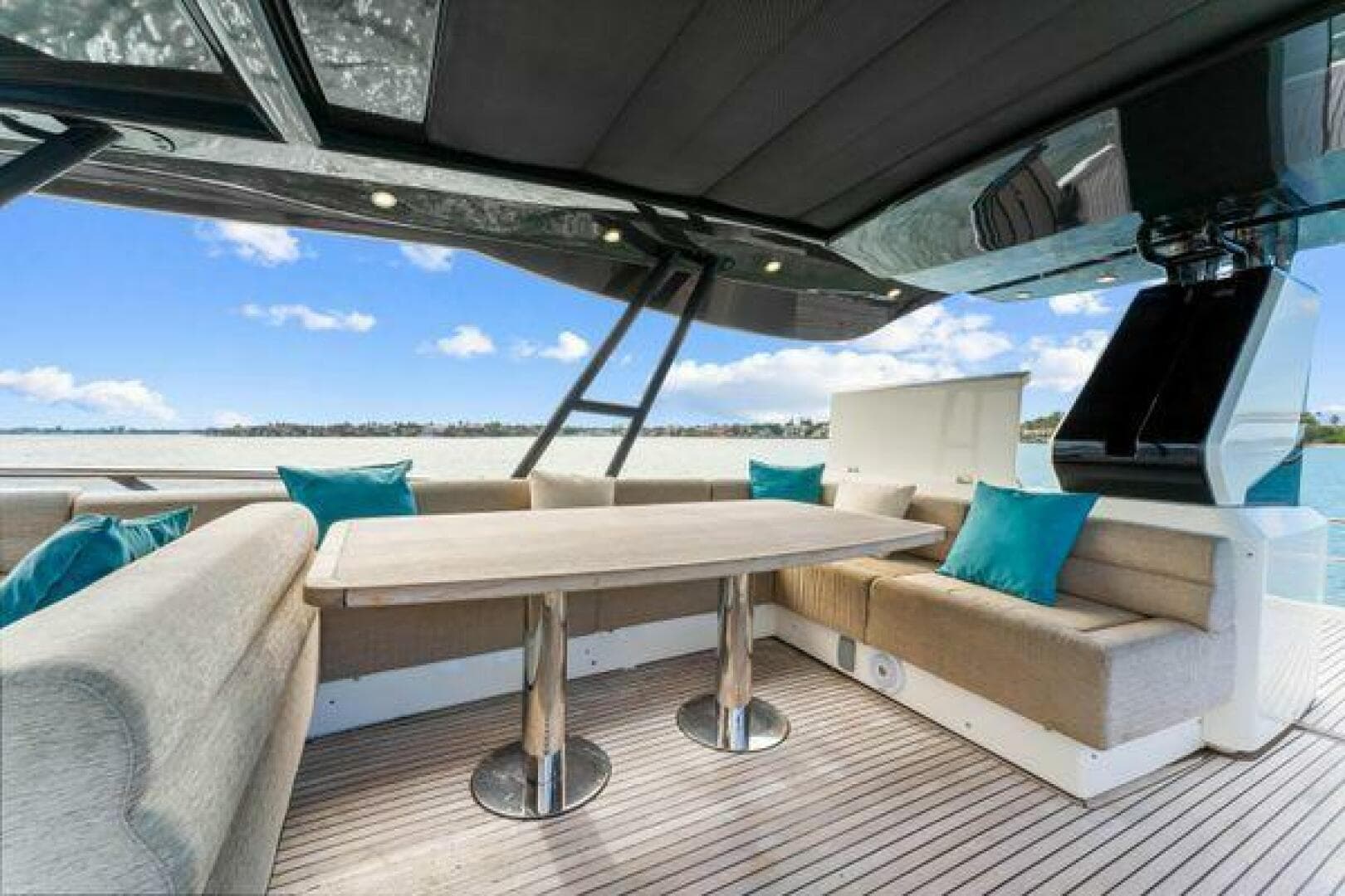 2018 Monte Carlo Yachts 70 — photo 49