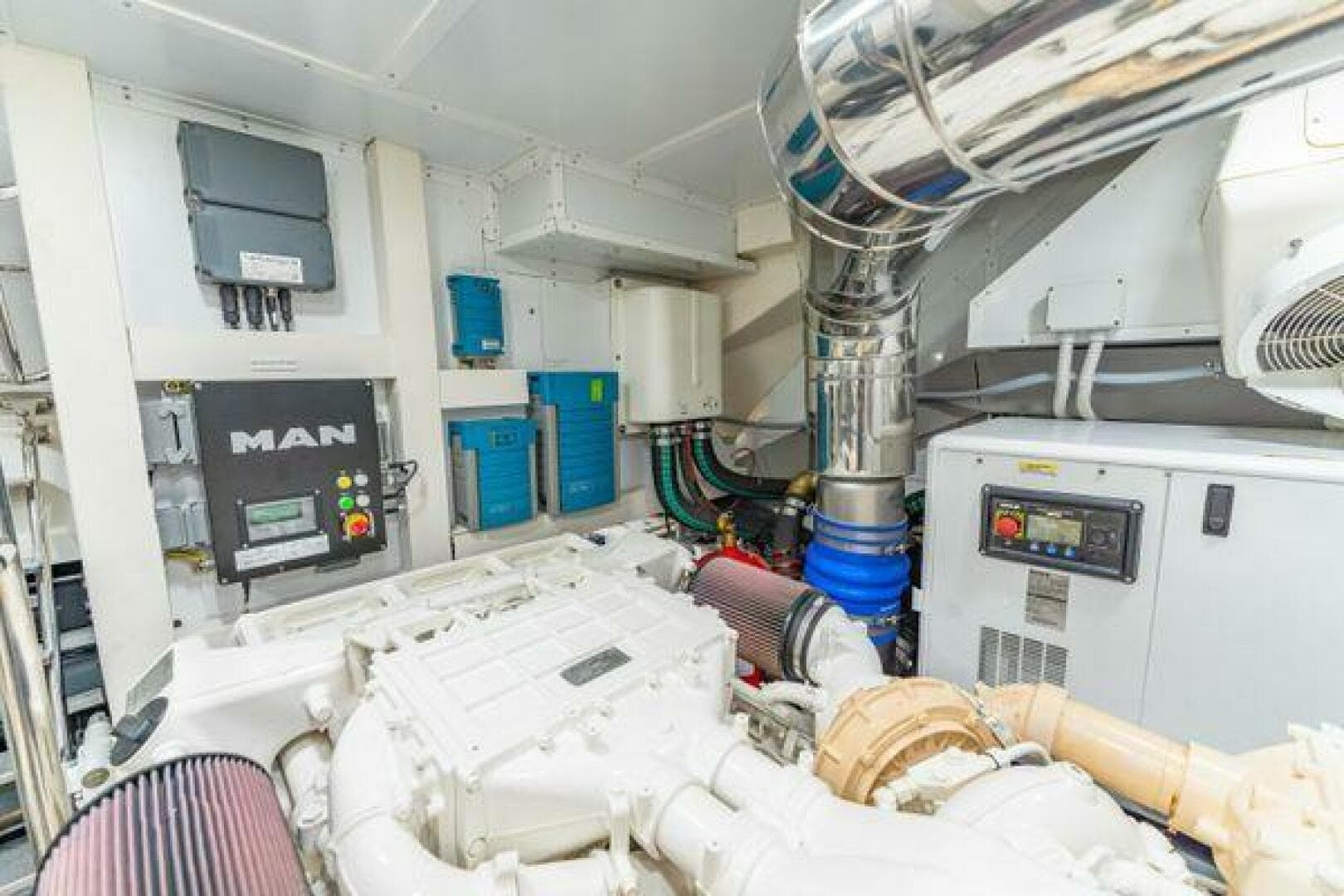 2018 Monte Carlo Yachts 70 — photo 91