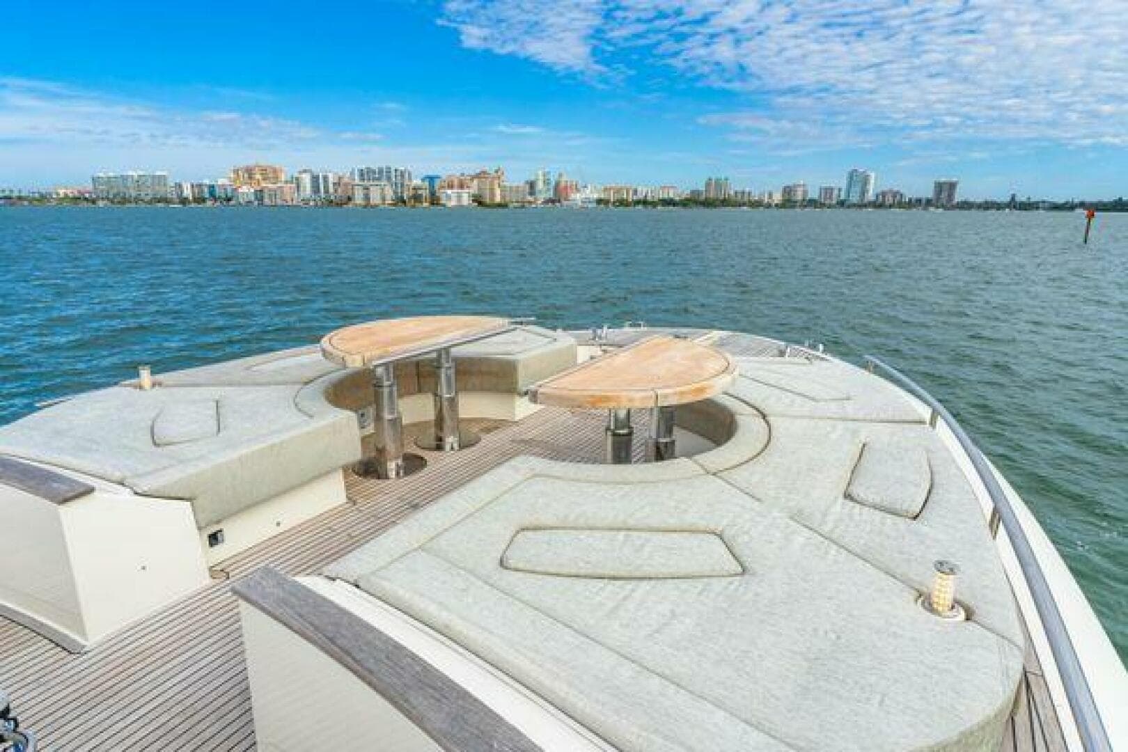 2018 Monte Carlo Yachts 70 — photo 41