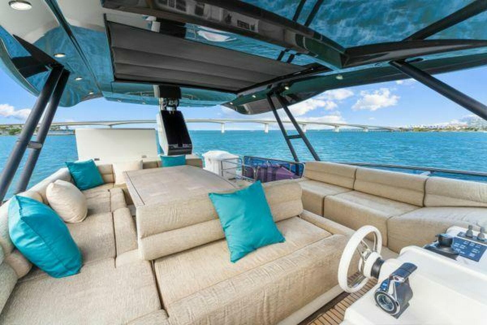 2018 Monte Carlo Yachts 70 — photo 46