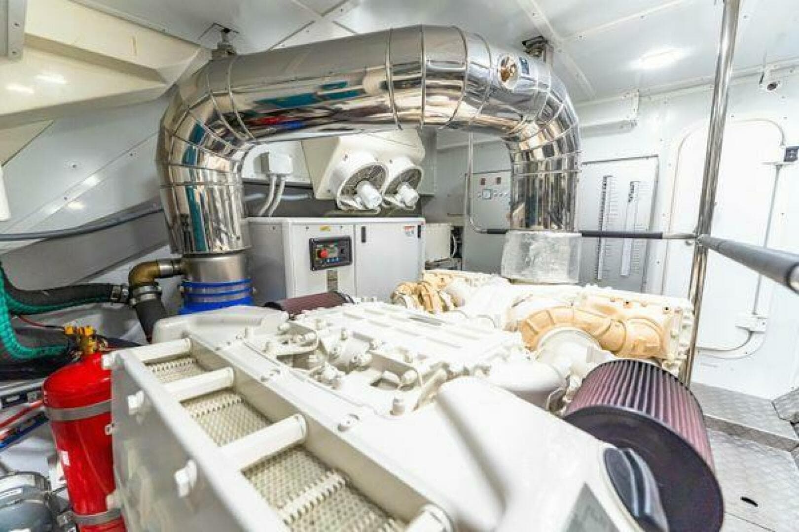 2018 Monte Carlo Yachts 70 — photo 88