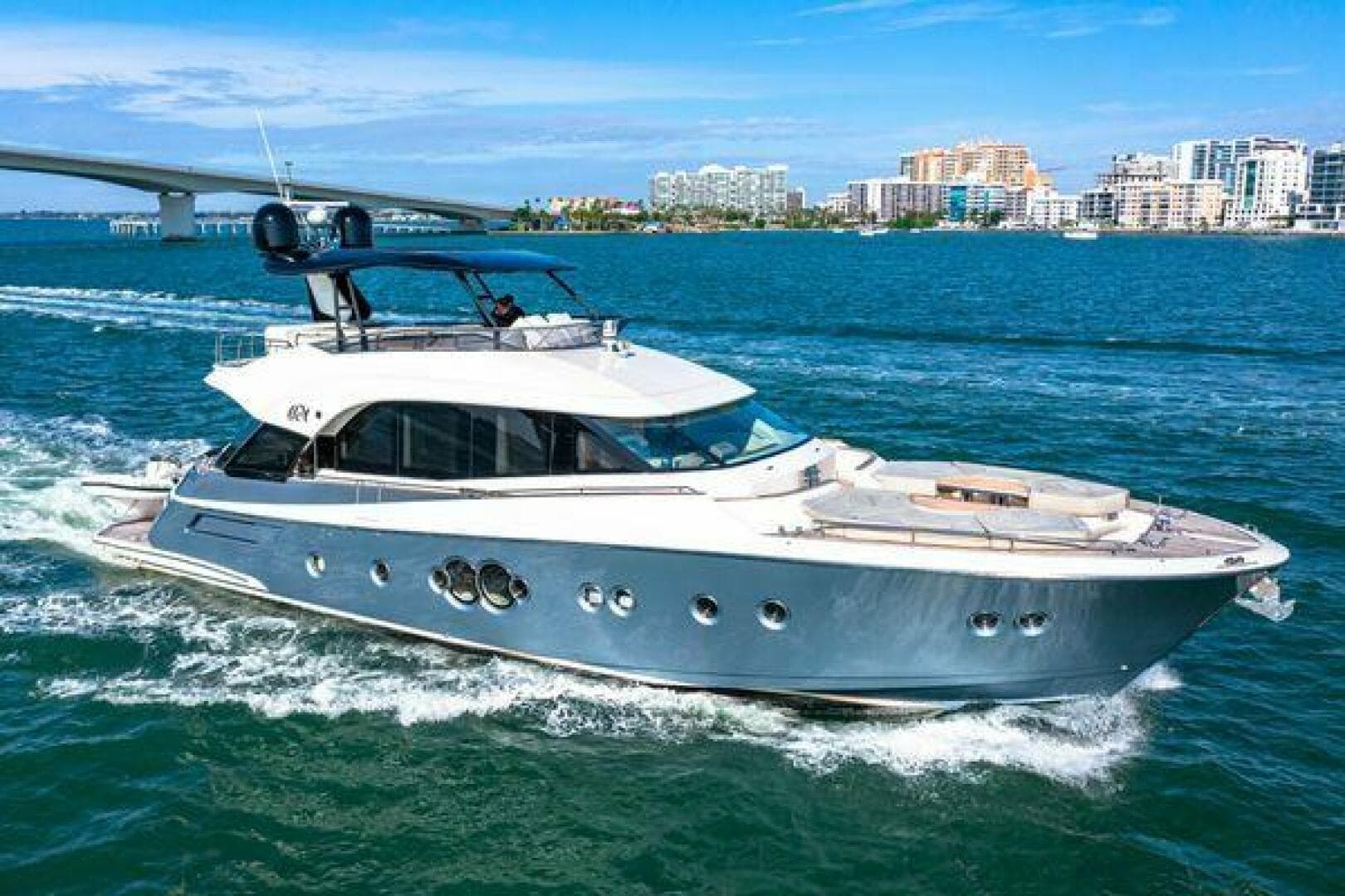 2018 Monte Carlo Yachts 70 — photo 28