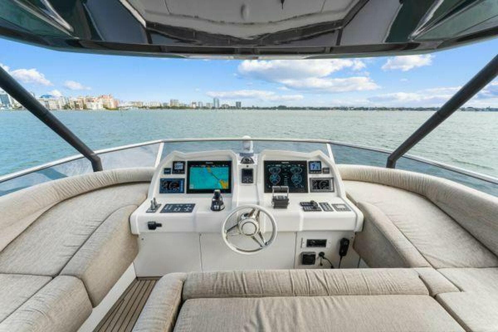 2018 Monte Carlo Yachts 70 — photo 47