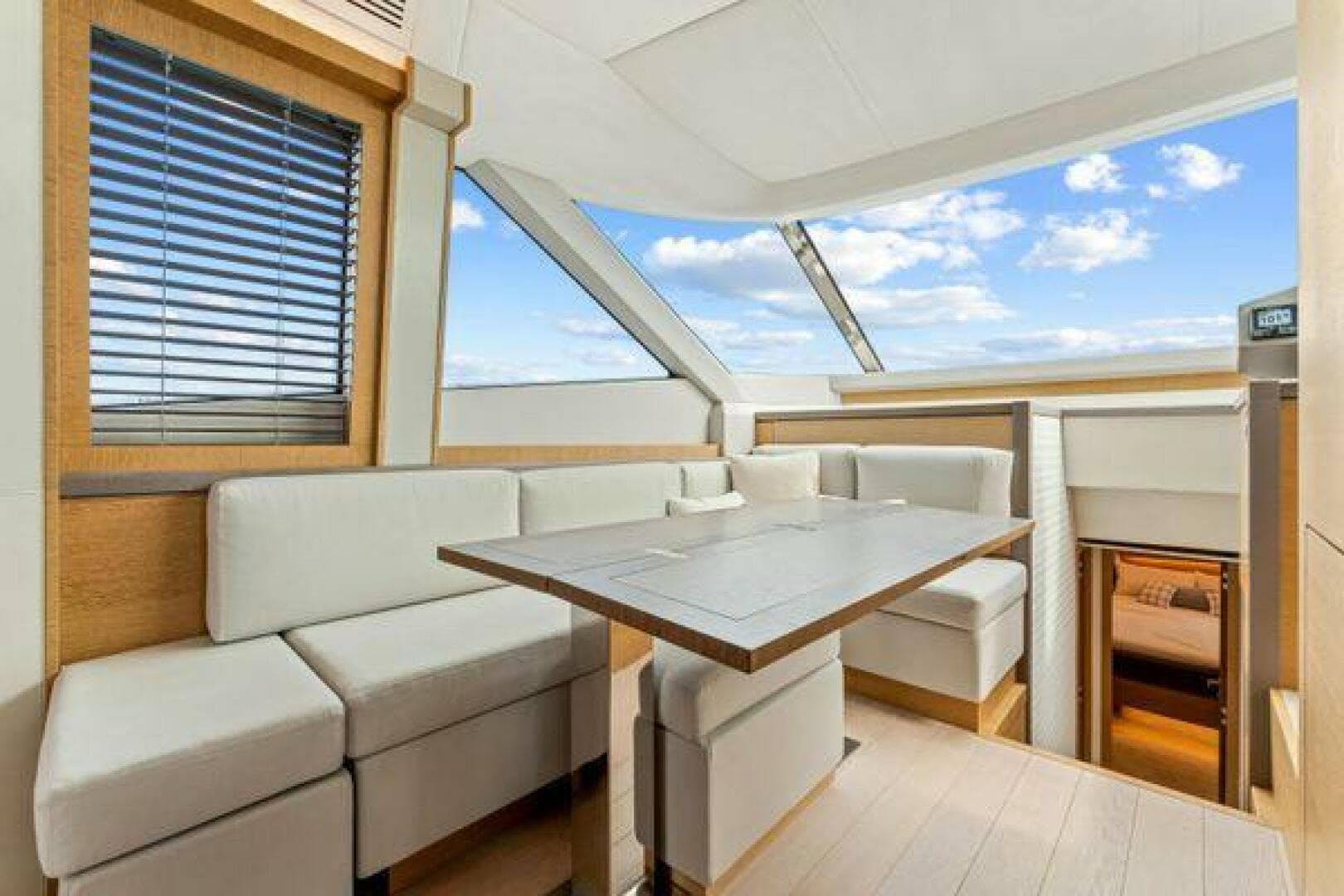 2018 Monte Carlo Yachts 70 — photo 62