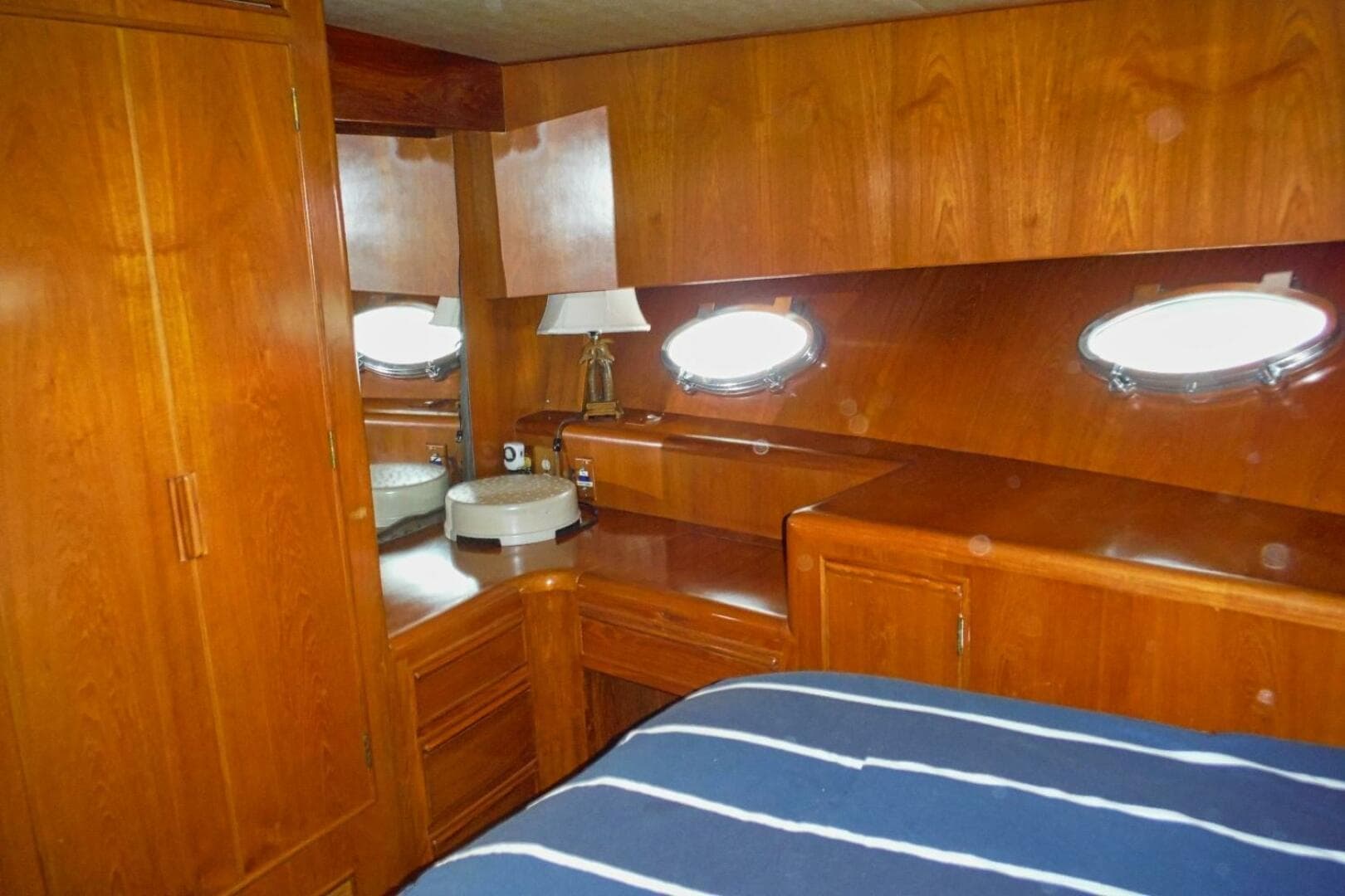 1988 Ocean Alexander Cockpit Motor Yacht 54 — photo 42