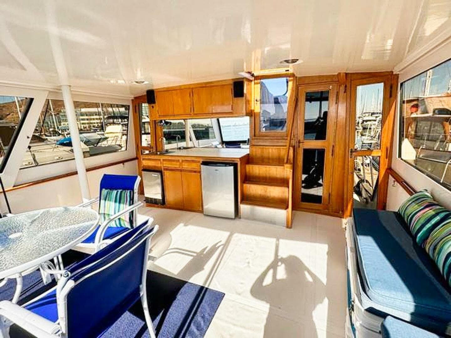 1988 Ocean Alexander Cockpit Motor Yacht 54 — photo 20