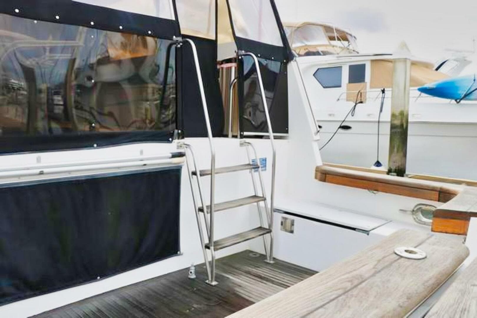 1988 Ocean Alexander Cockpit Motor Yacht 54 — photo 7