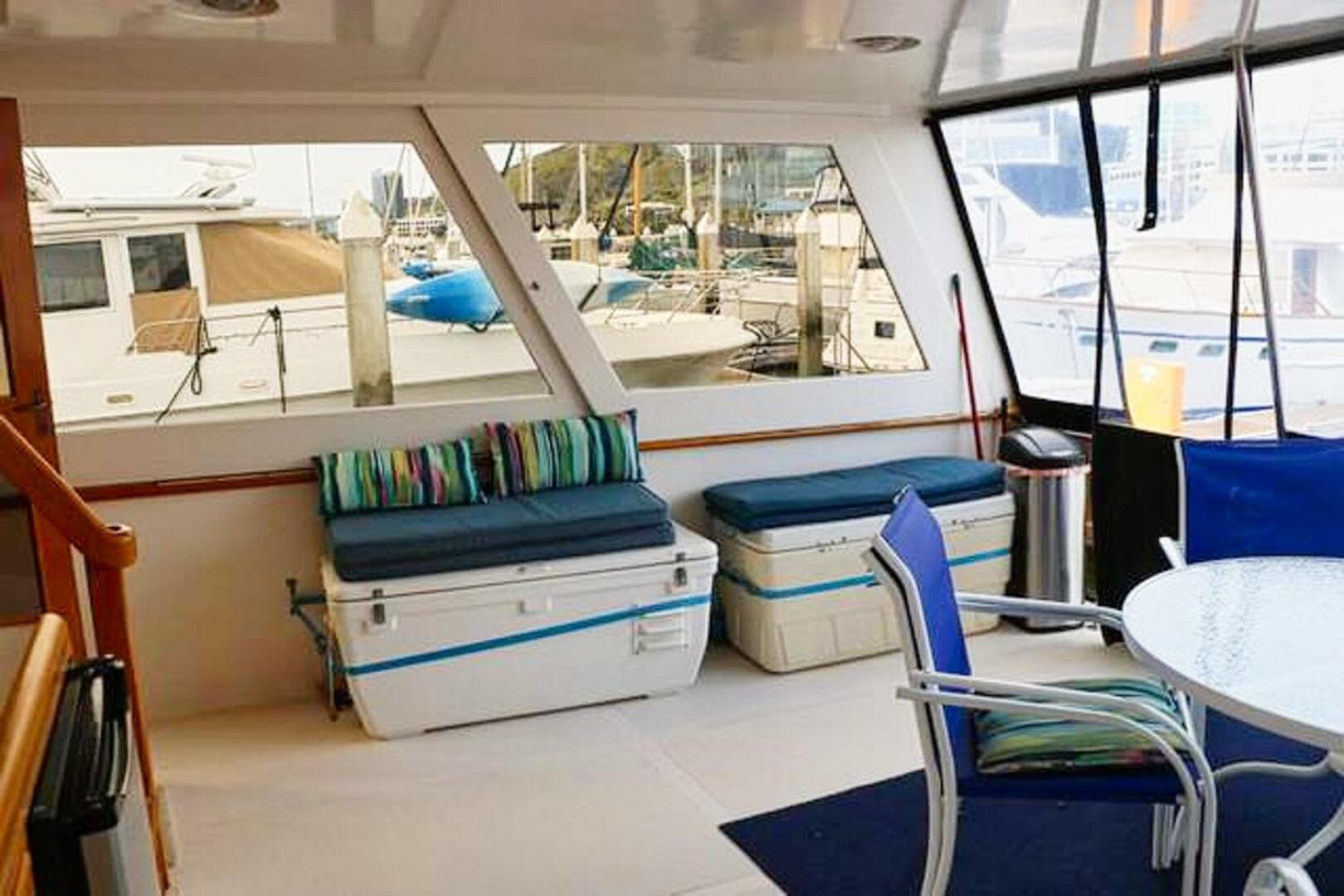 1988 Ocean Alexander Cockpit Motor Yacht 54 — photo 21