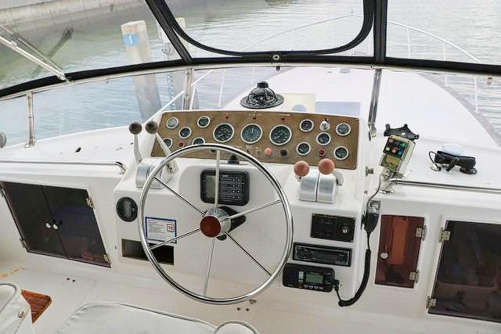 1988 Ocean Alexander Cockpit Motor Yacht 54 — photo 15