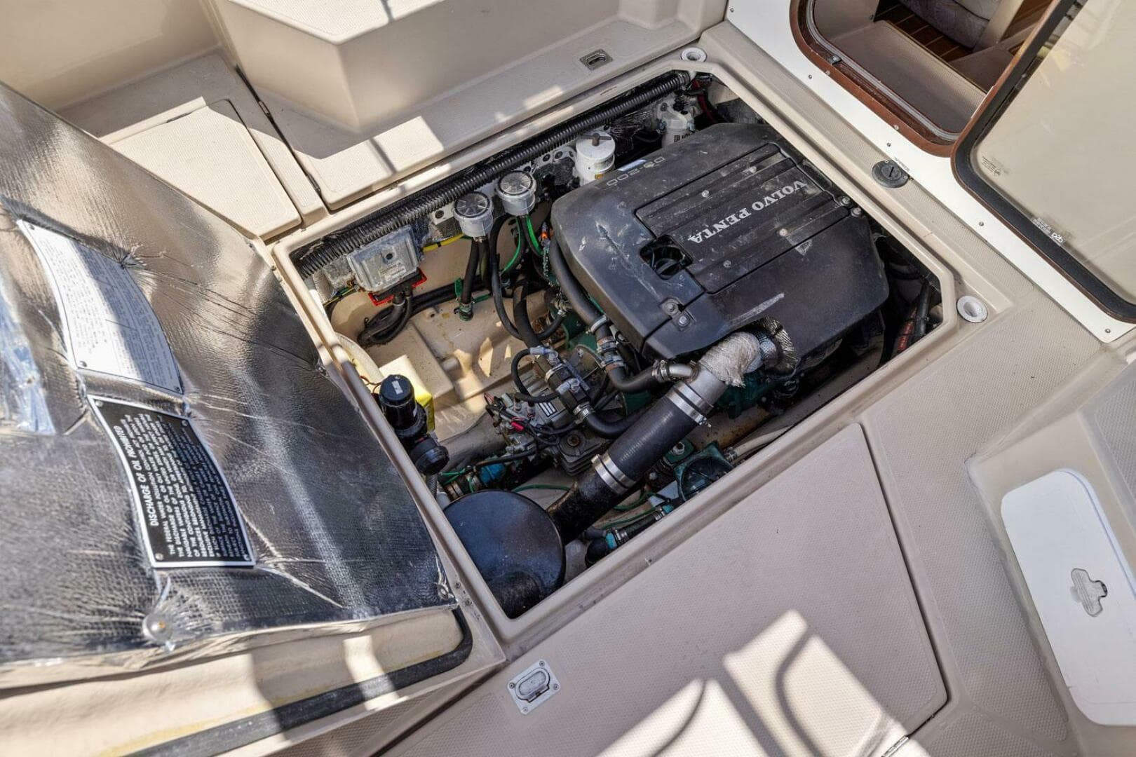 2014 Ranger Tugs R-27 — photo 47