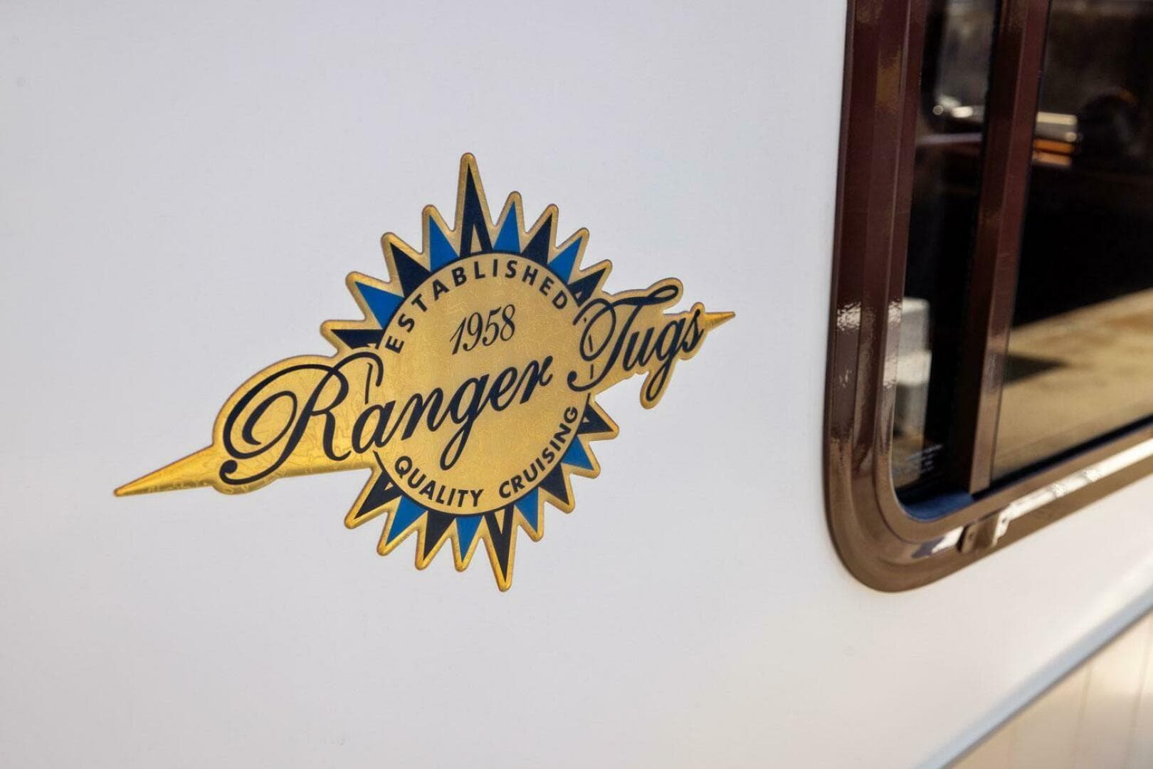 2014 Ranger Tugs R-27 — photo 16