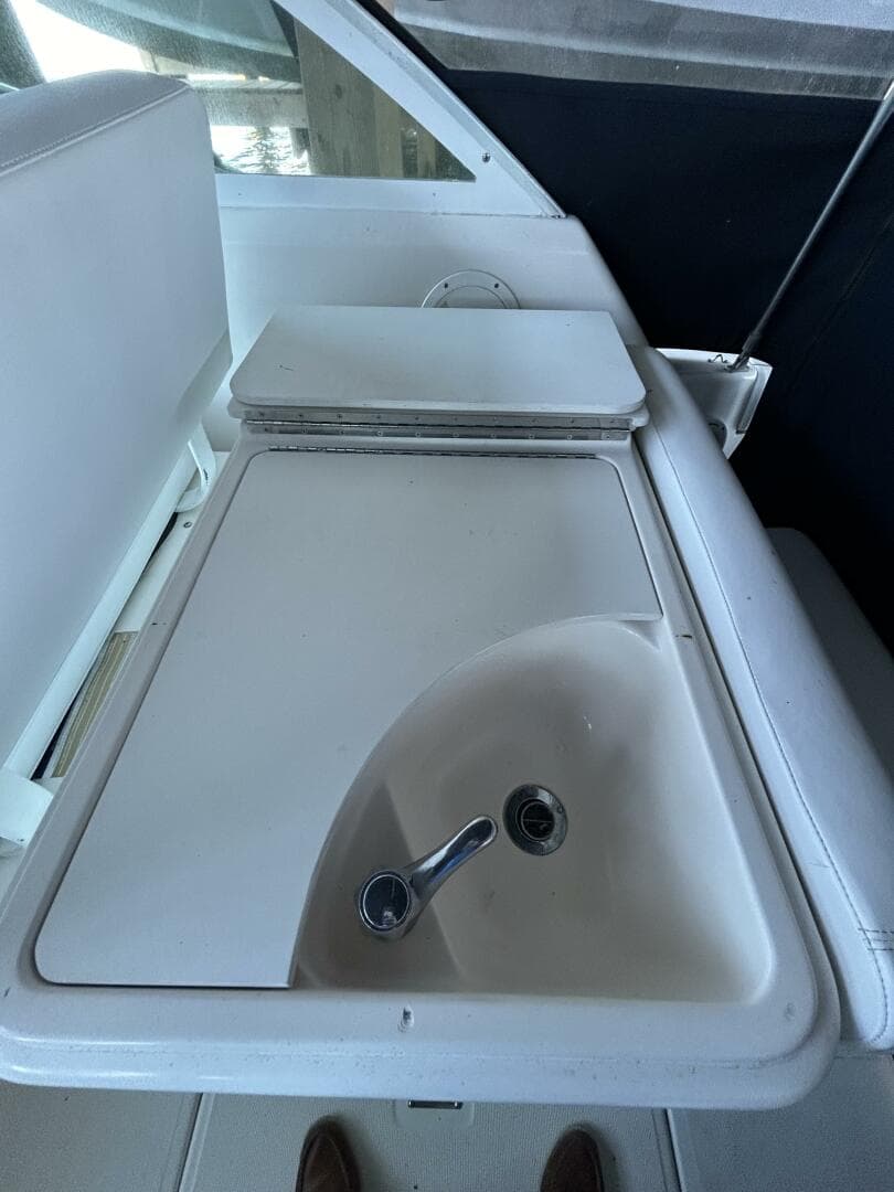 2003 Tiara Yachts 2900 Coronet — photo 11