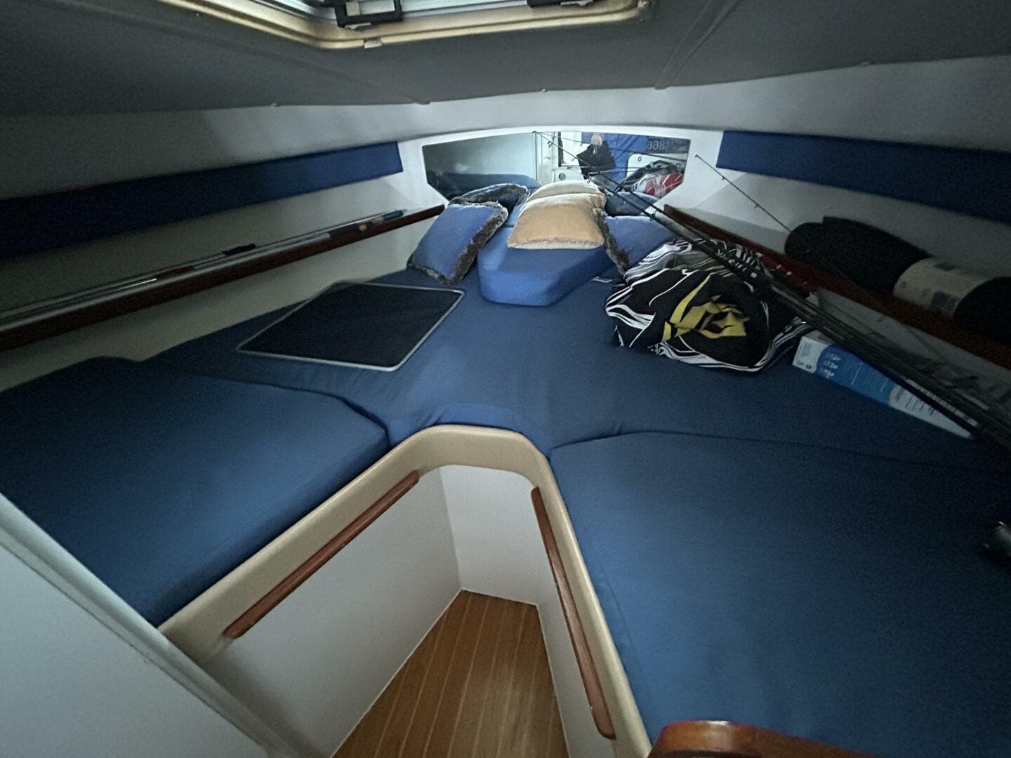 2003 Tiara Yachts 2900 Coronet — photo 7