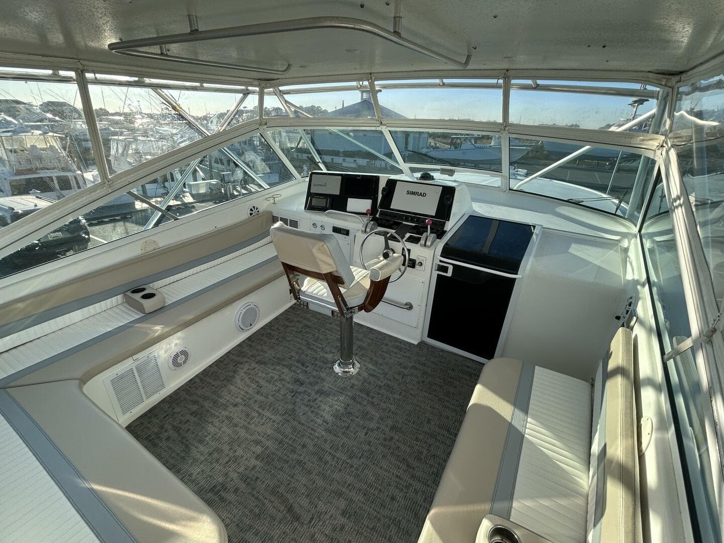 1997 Viking 43 Open — photo 10