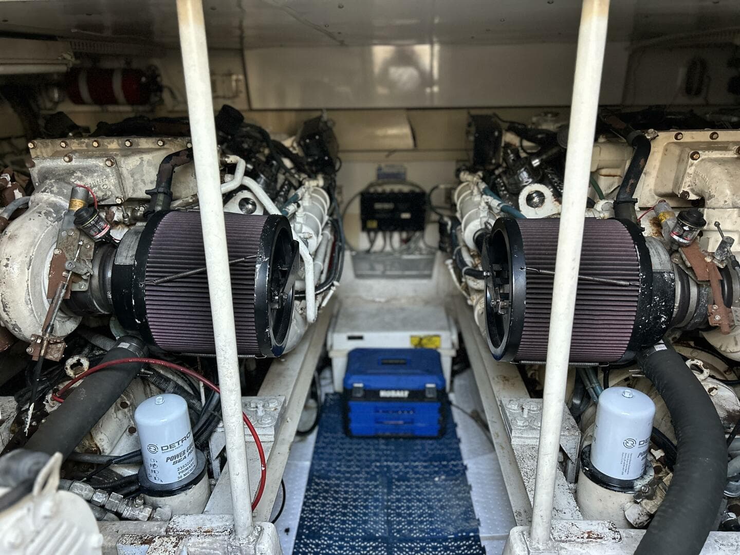 1997 Viking 43 Open — photo 33