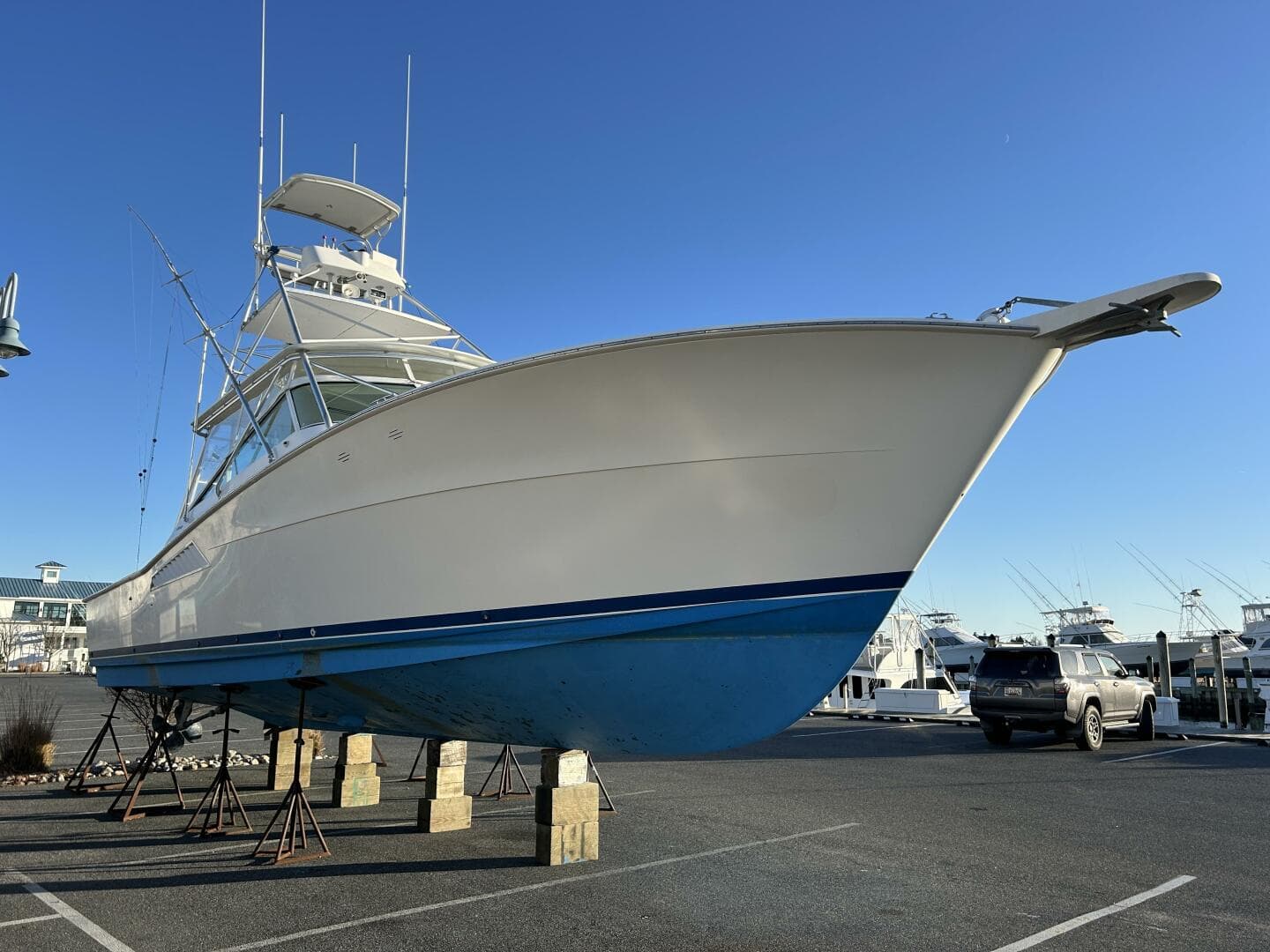 1997 Viking 43 Open — photo 5