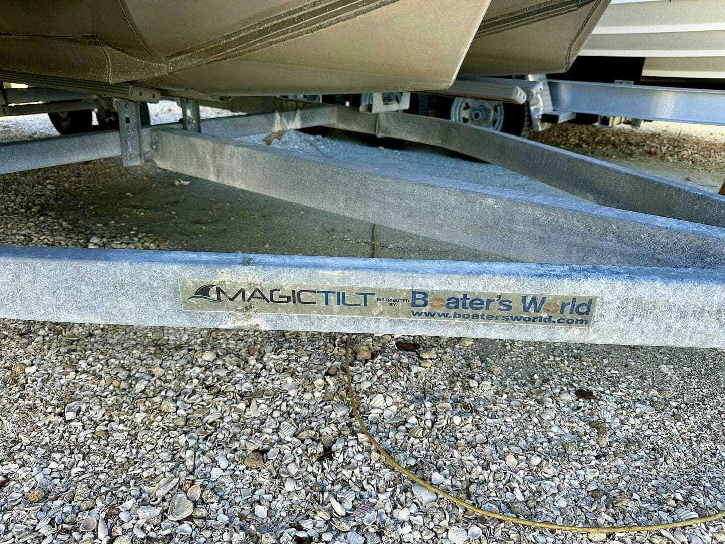 2022 Tahoe Ltz 2285 Ent Tritoon — photo 27