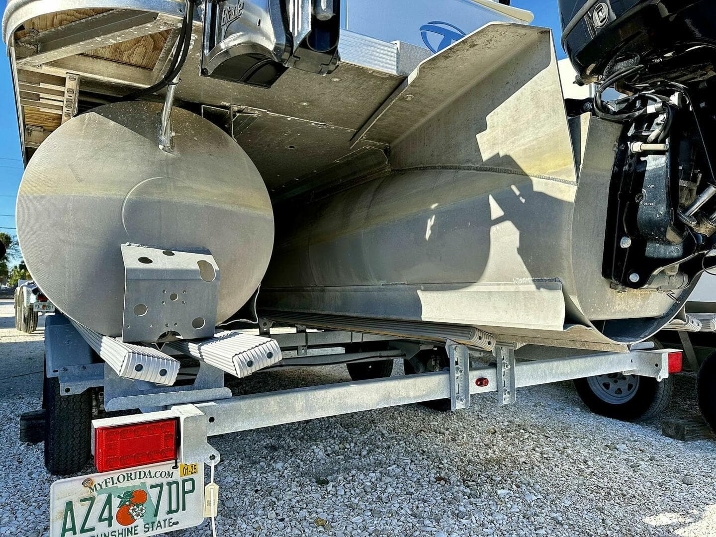 2022 Tahoe Ltz 2285 Ent Tritoon — photo 29