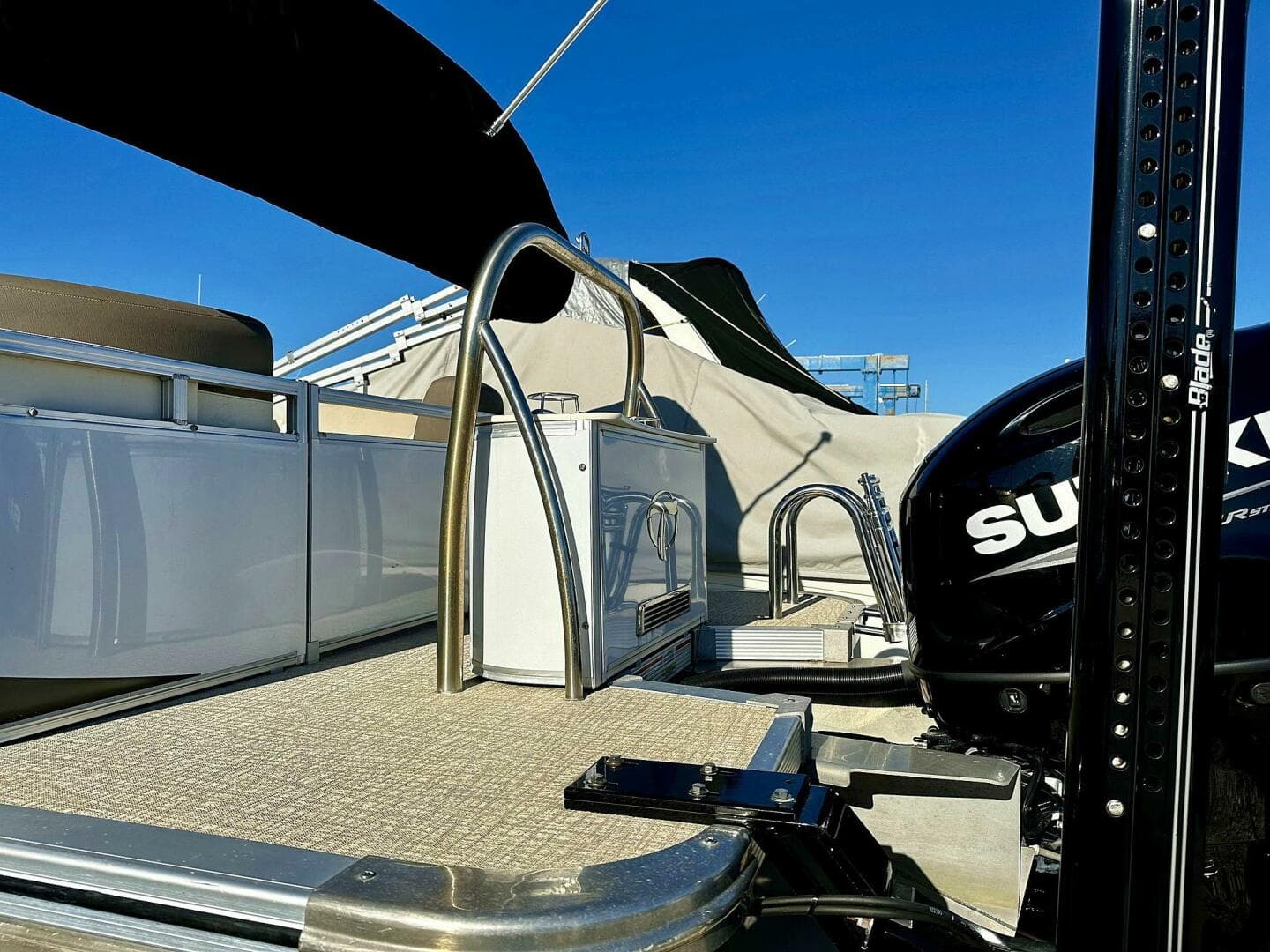 2022 Tahoe Ltz 2285 Ent Tritoon — photo 38