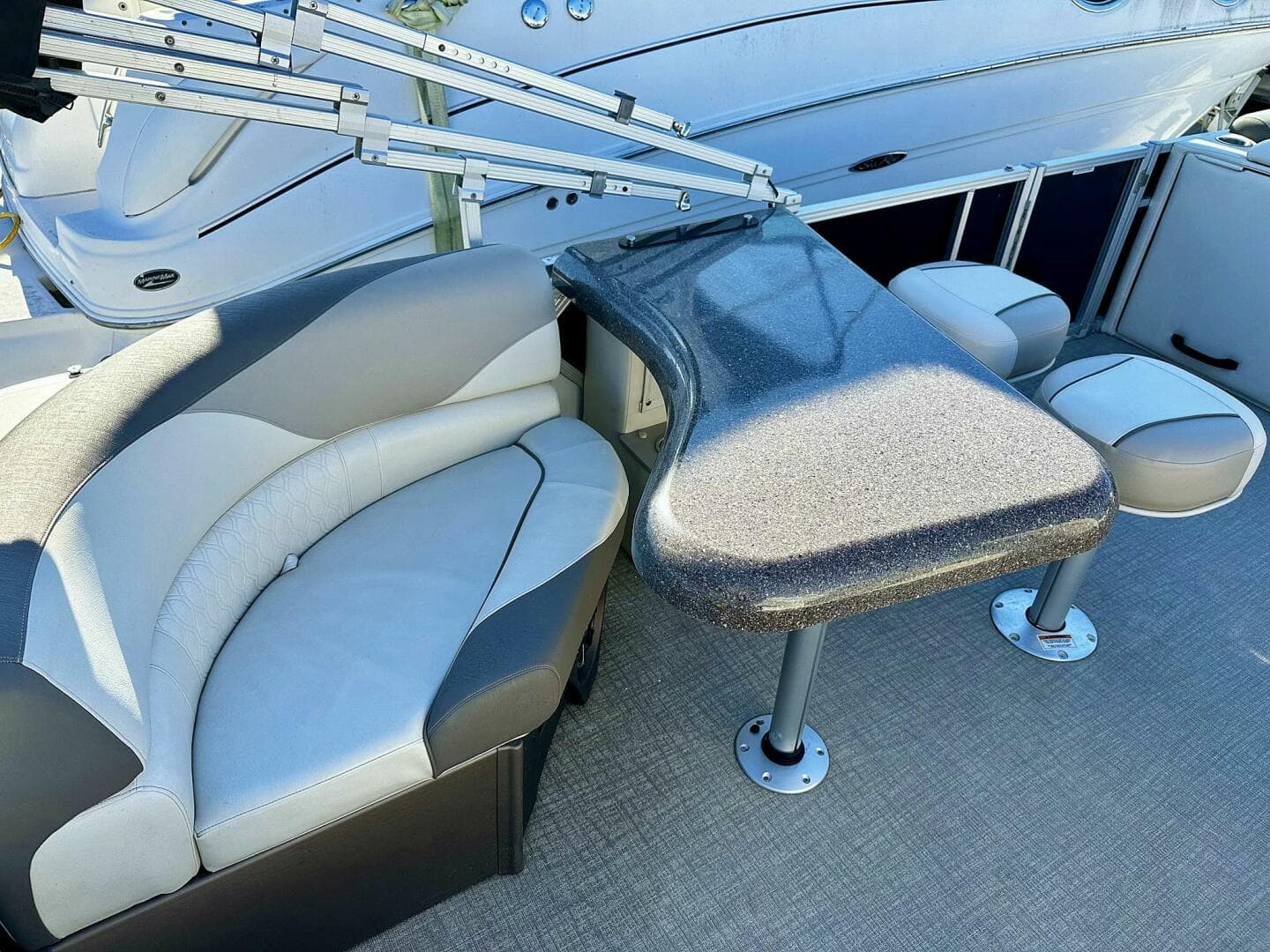 2022 Tahoe Ltz 2285 Ent Tritoon — photo 45