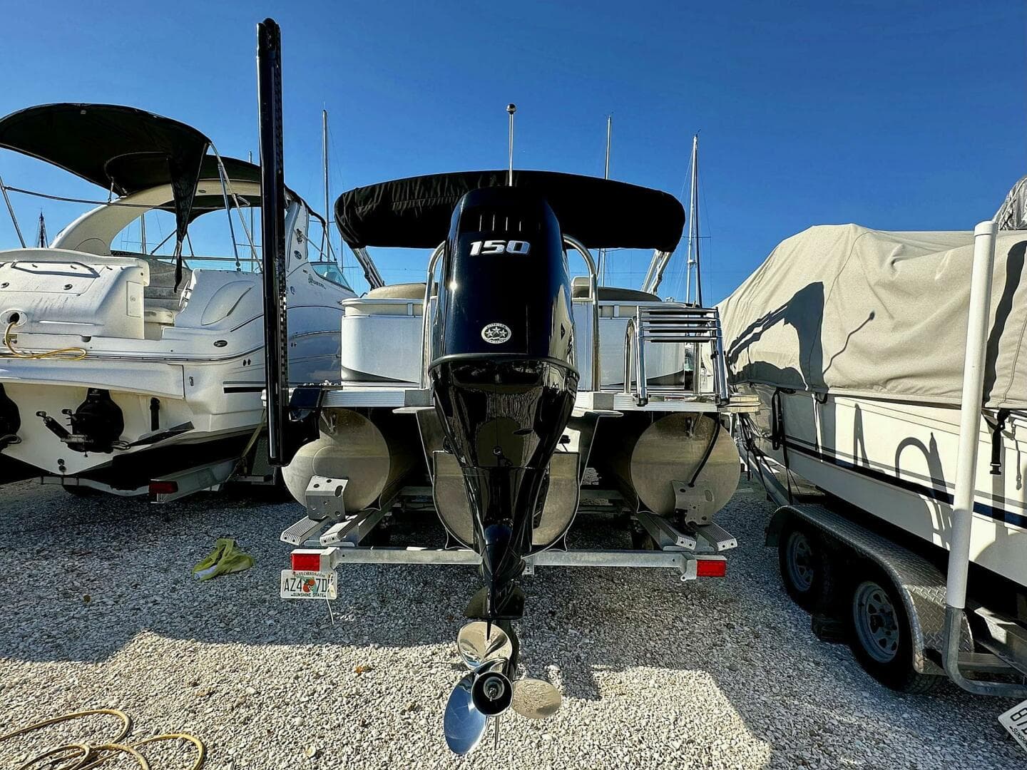 2022 Tahoe Ltz 2285 Ent Tritoon — photo 3