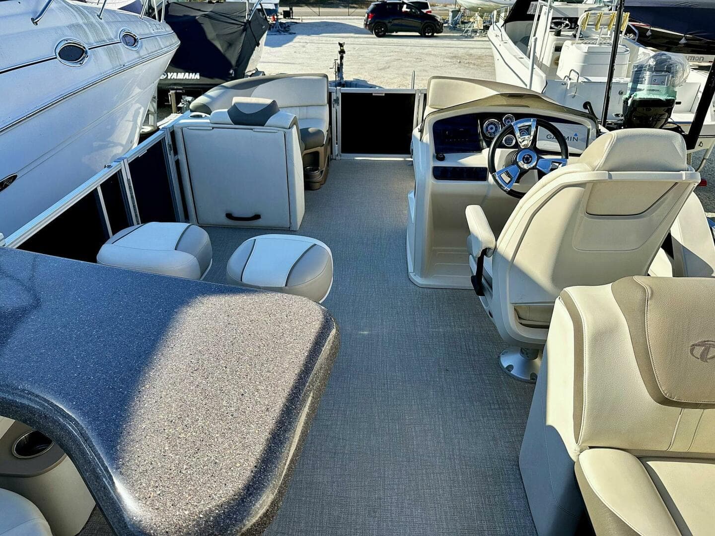 2022 Tahoe Ltz 2285 Ent Tritoon — photo 49